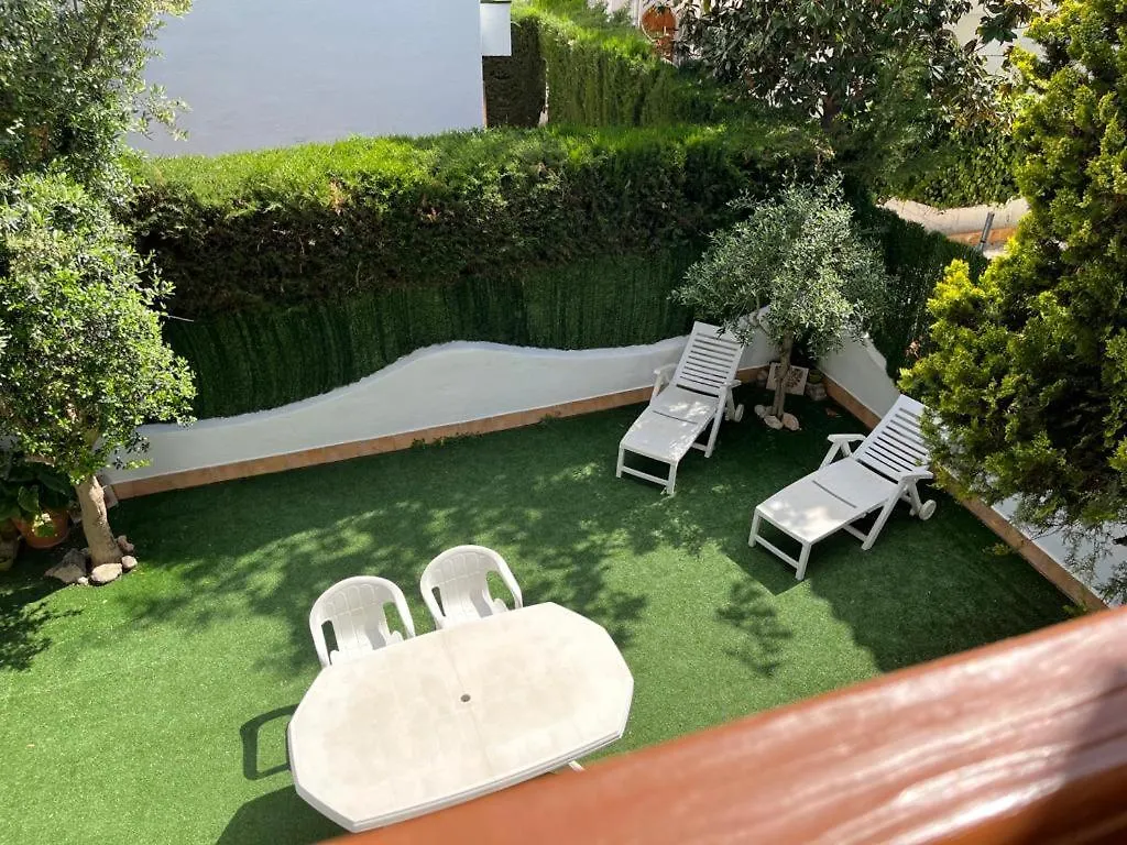 Сasa de vacaciones Wonderful Beach House With 2 Pools Villa Calafell